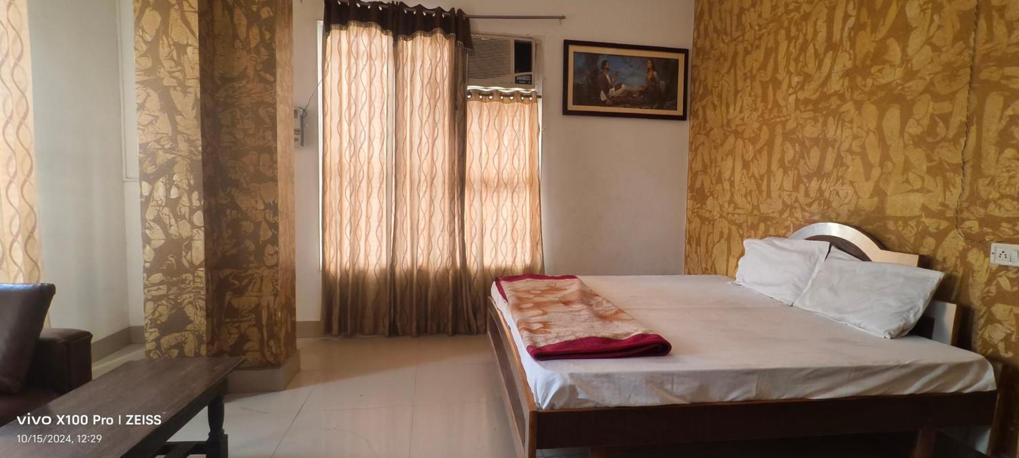 Surya Hotel Sirsa Cameră foto