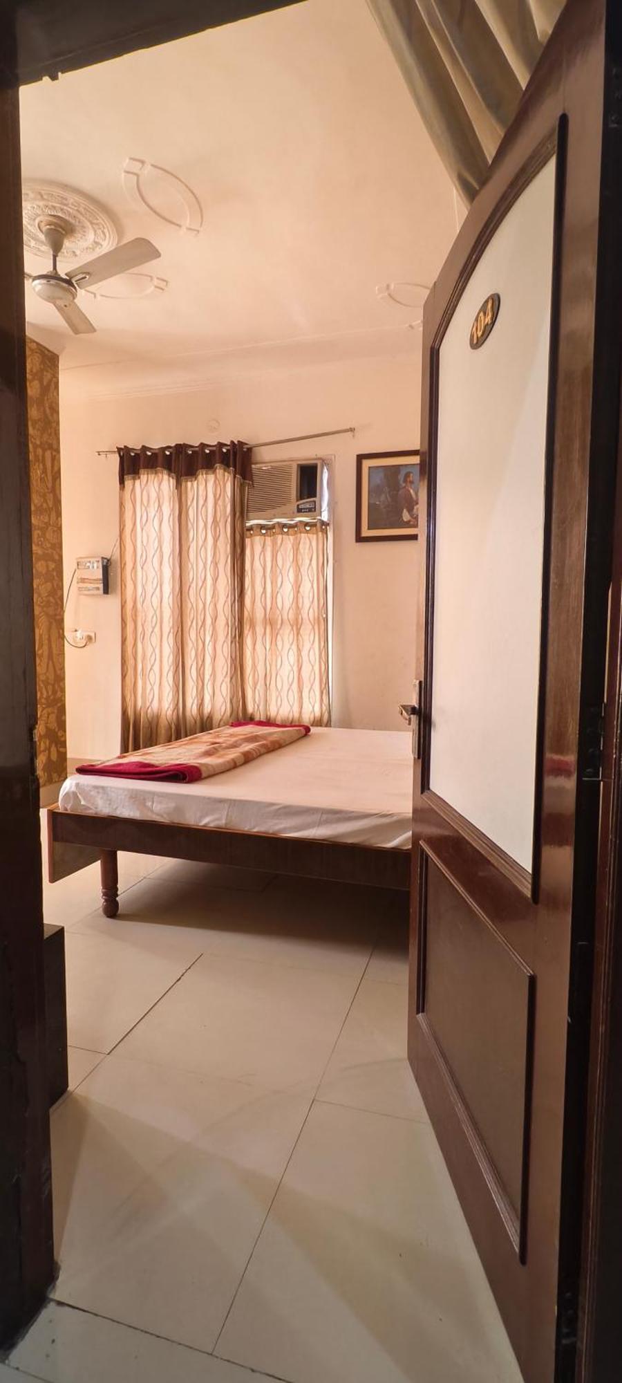 Surya Hotel Sirsa Exterior foto