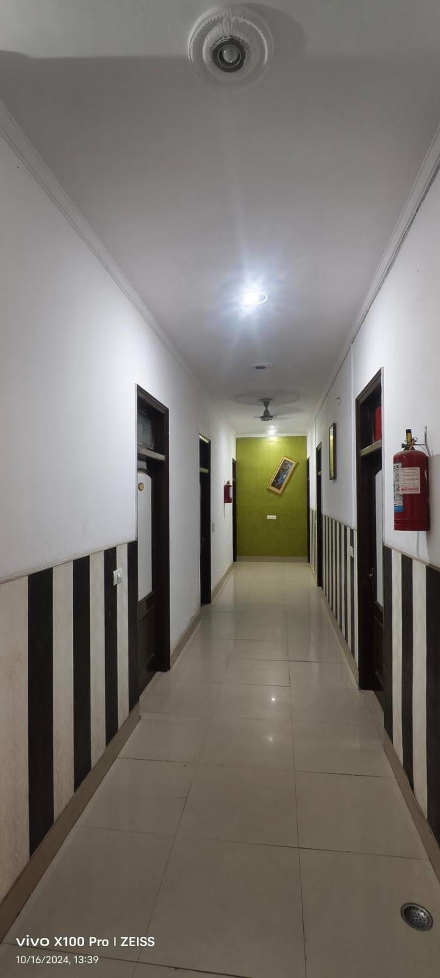 Surya Hotel Sirsa Exterior foto